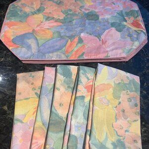 Vintage Quilted Pastel 6 Placemats & 5 Napkins